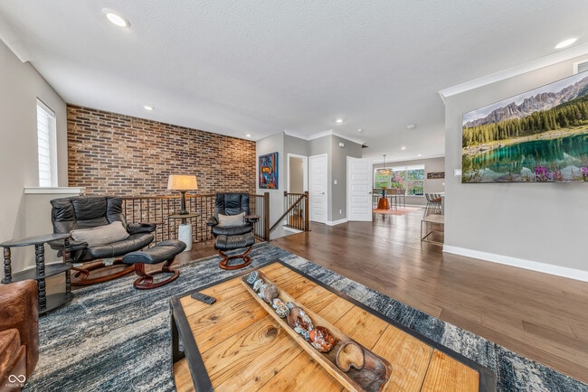 Building Photo - 8244 Bostic Dr