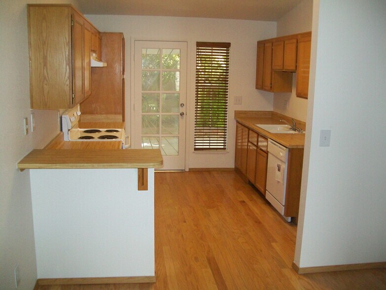 Building Photo - 8045 James Brandom Way