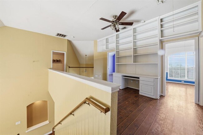 Building Photo - 2412 Cloud Peak Ln