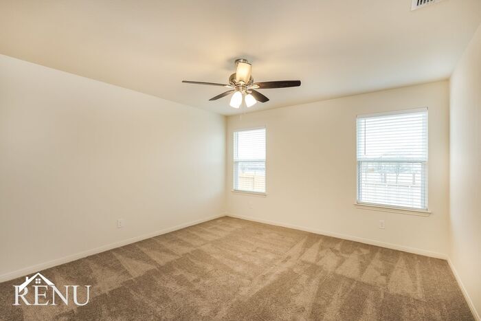 Building Photo - 10922 Chatham Ct