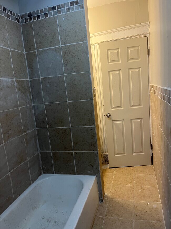 Building Photo - 89 Waterville St