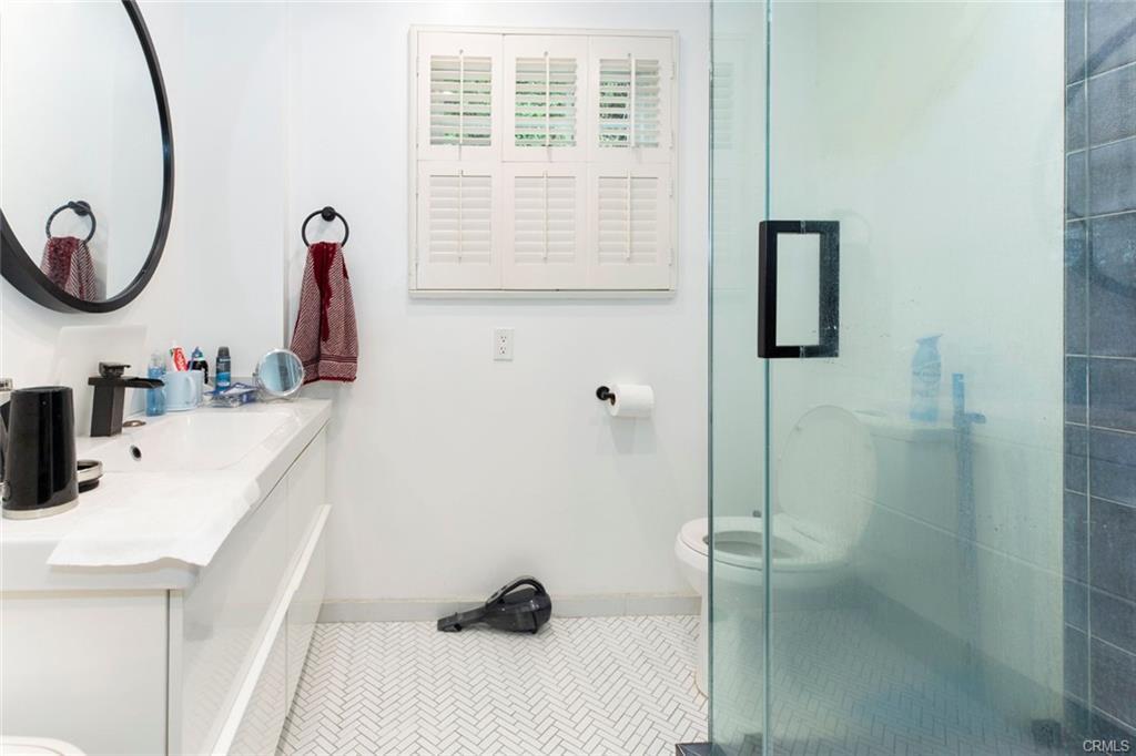 Building Photo - 2313 Hollister Ter