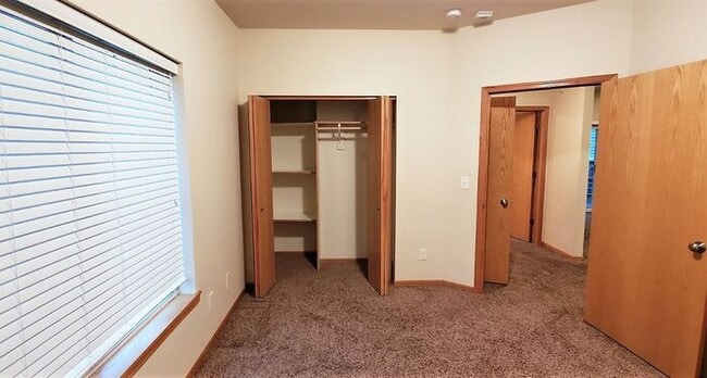 Building Photo - $1,175 | 2 Bedroom, 2 Bathroom Condo | No Pets | Sublease* | Available for July 16th, 2026 Move In!*