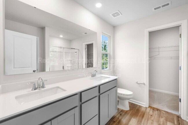 Building Photo - 10132 Chatham Run Ln