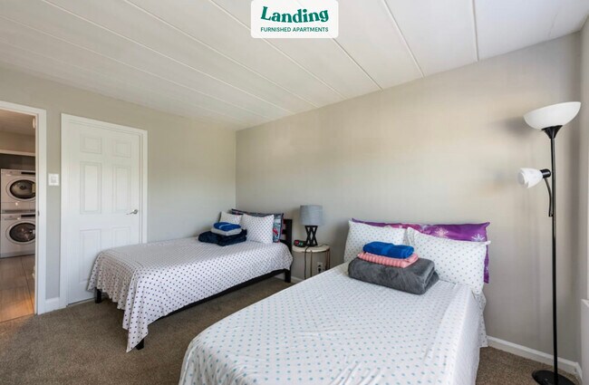 Building Photo - 801 Cooper Landing Rd