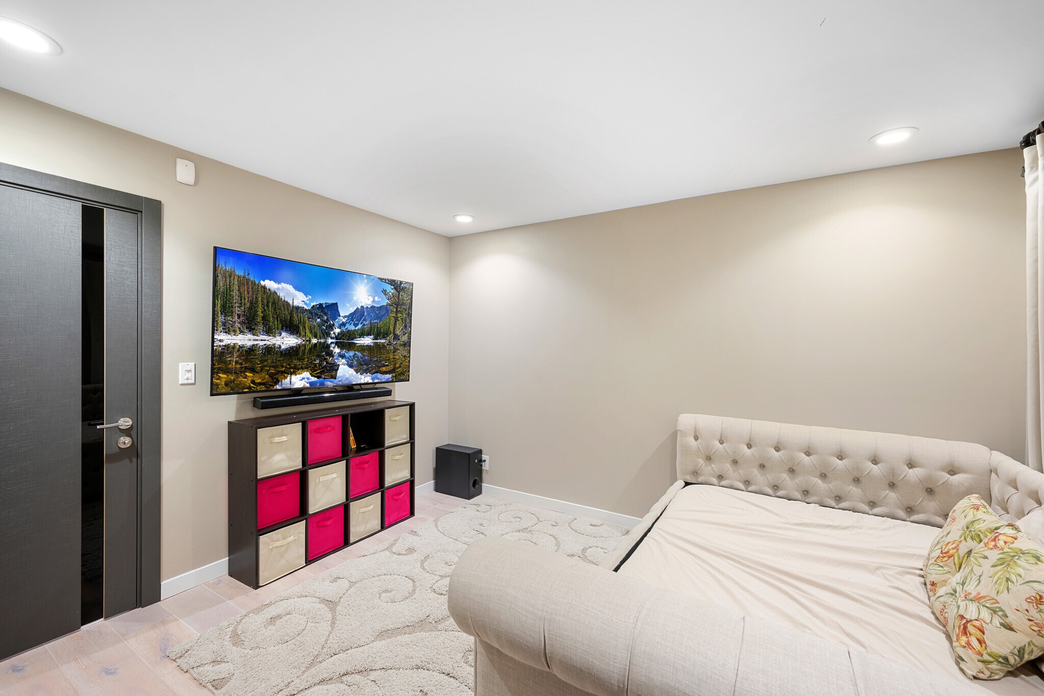 Building Photo - 3331 Oakmont View Dr