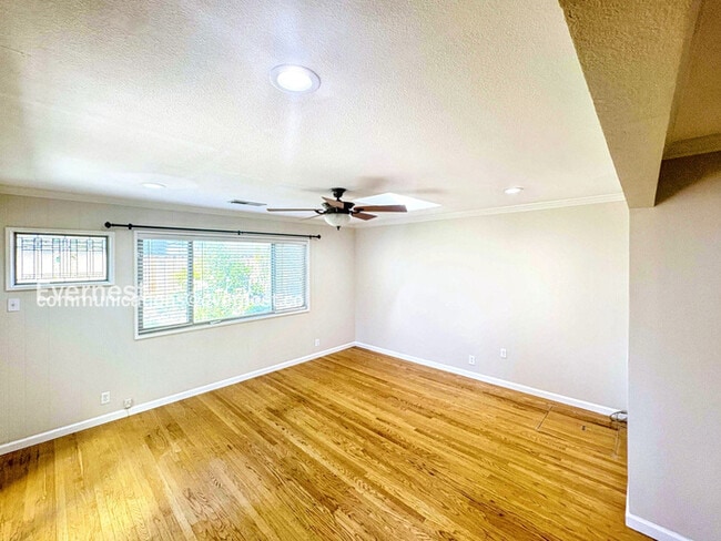 Building Photo - 108 Madora Pl