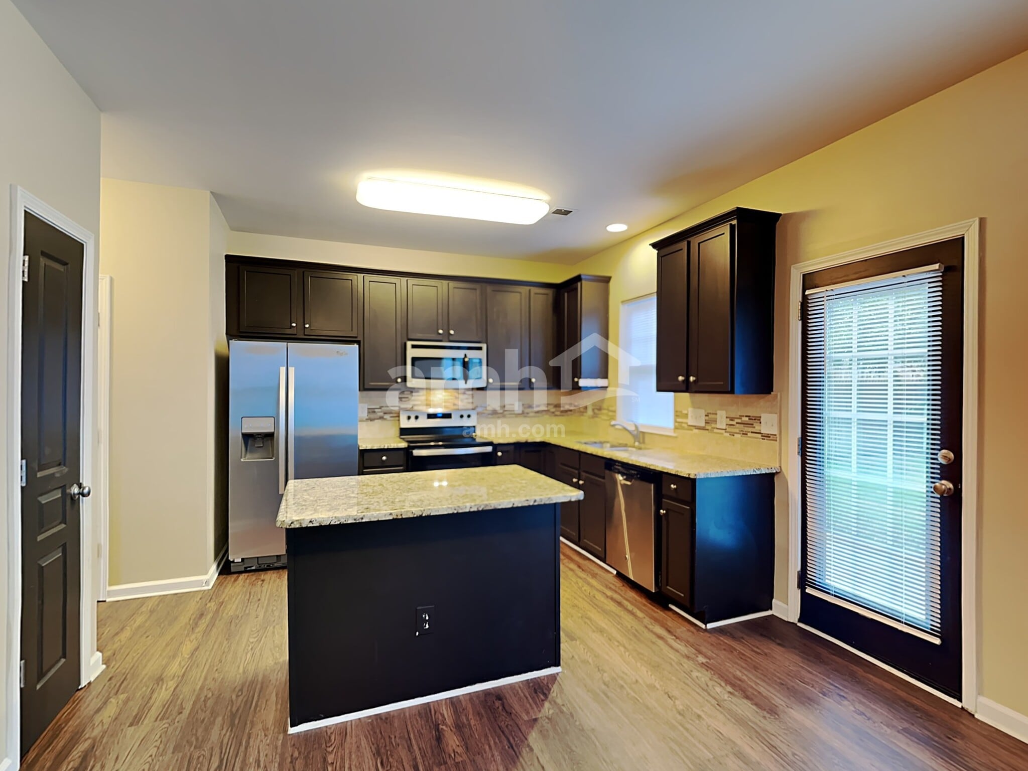 Building Photo - 1507 Bitter Creek Dr