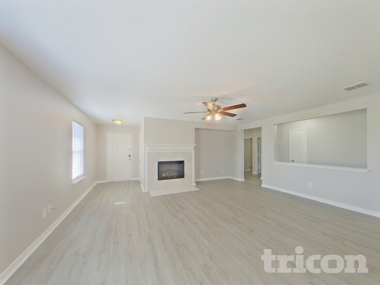 Building Photo - 125 Southwestern Dr