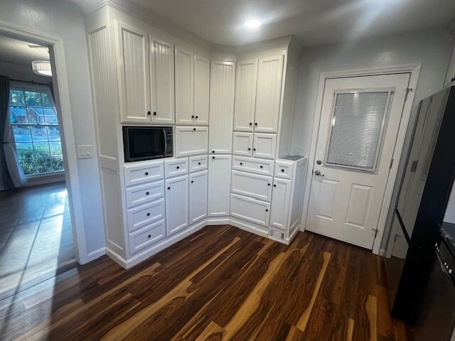 Building Photo - 2114 N Dallerton Cir