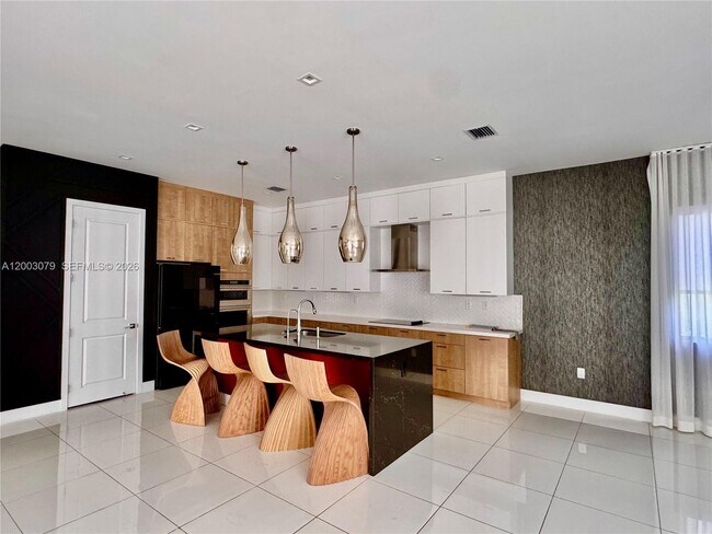 Building Photo - 8108 NW 48th Terrace