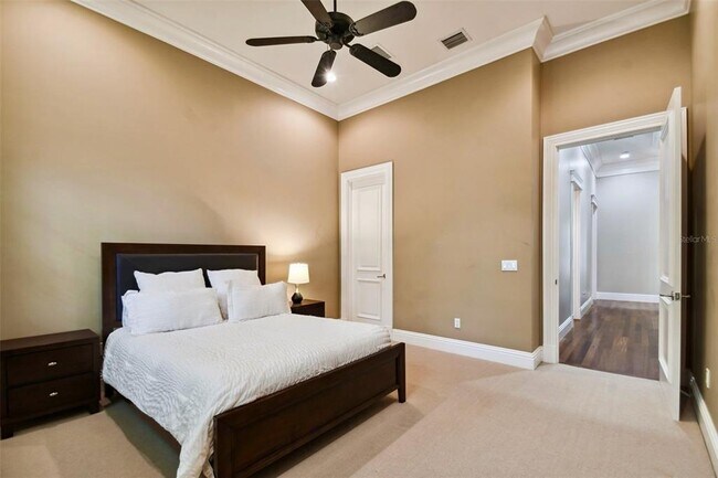 Building Photo - 704 Berrocales De Avila