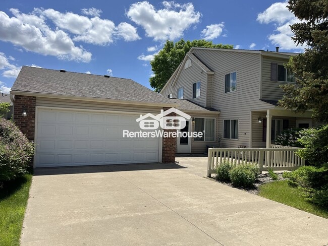 Building Photo - 15870 Griffon Path