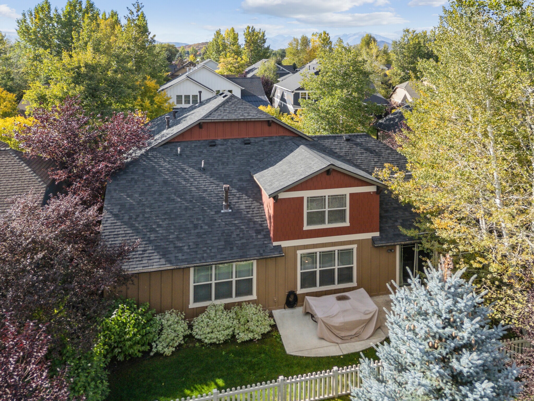 Building Photo - 541 Craftsman Way