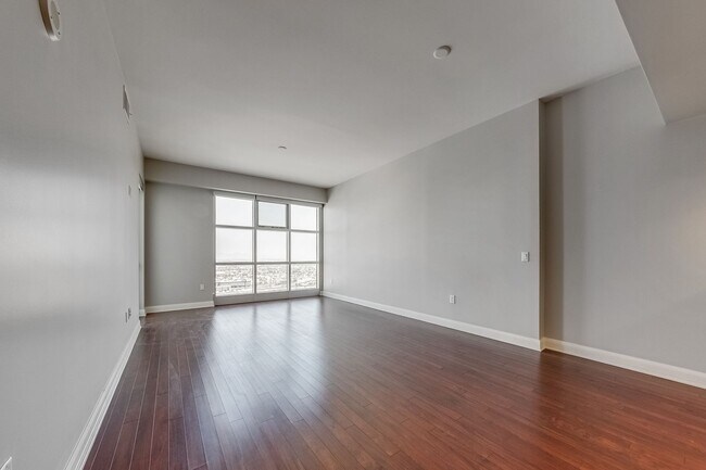 Building Photo - The Ogden 2203-City/Mtn Views from this stunning  2Bd/2Ba Residence