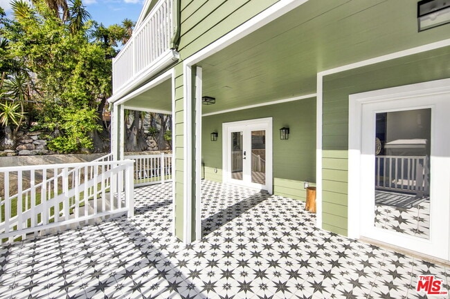 Building Photo - 2124 Reservoir St