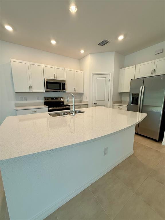 Building Photo - 15132 Cuzcorro Ct
