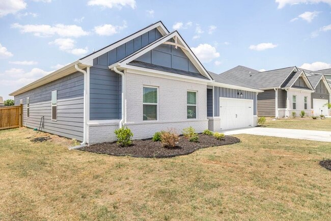 Building Photo - 229 Rusty Plow Ln