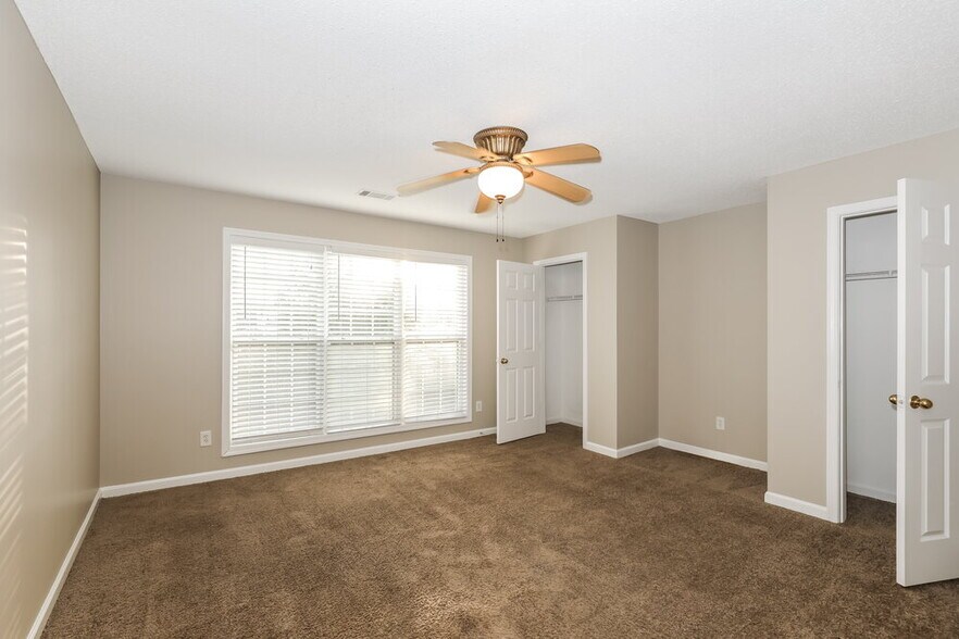 Building Photo - 5488 Vanity Joys Ln