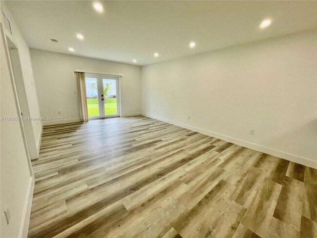 Building Photo - 1234 NW 102nd St