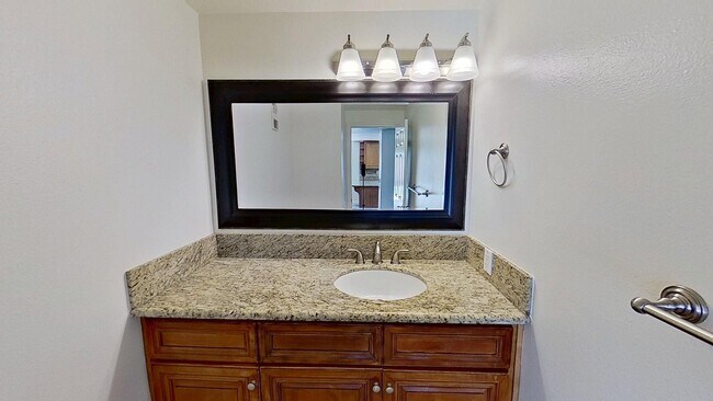 Building Photo - 24671 Paige Cir