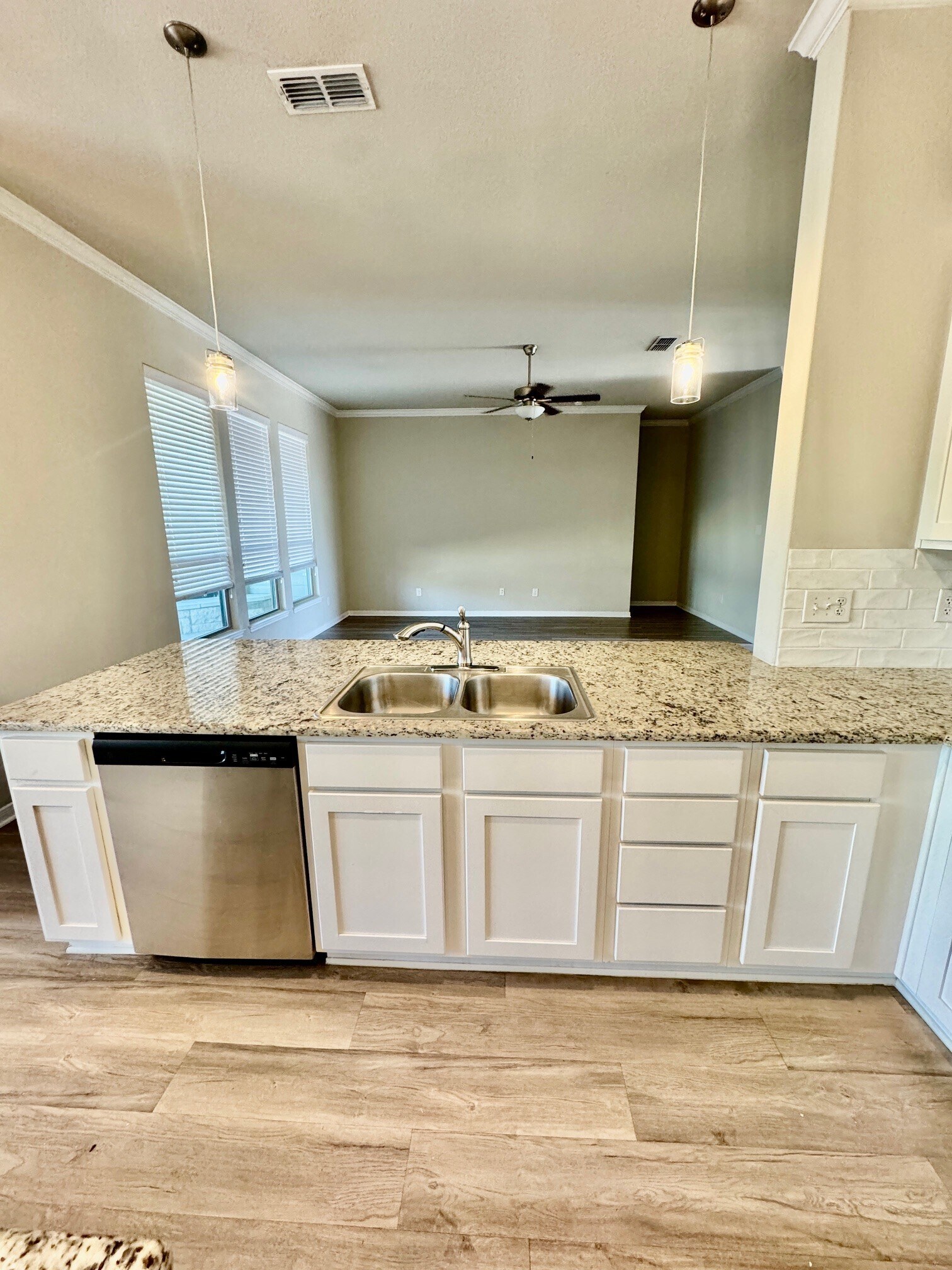 Building Photo - 7308 Rosado Dr