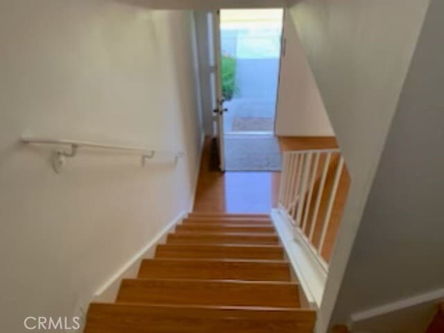 Building Photo - 4555 Larwin Ave