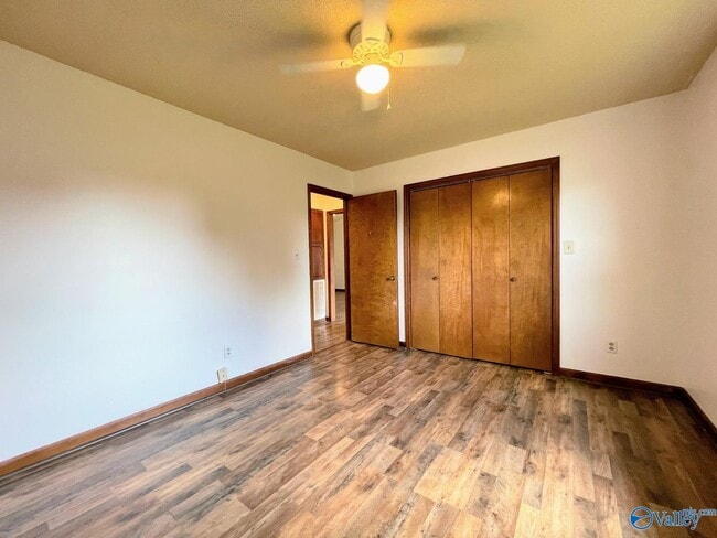 Building Photo - 112 Hazelwood Dr