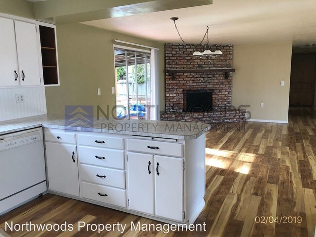 Building Photo - 3 br, 2 bath House - 3285 Britt Ave