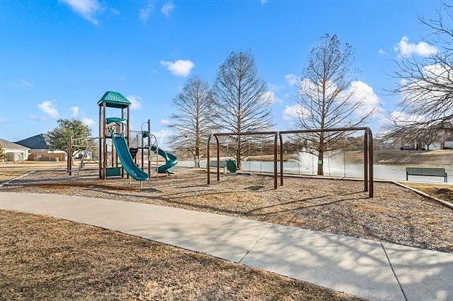 Building Photo - 10736 Traymore Dr