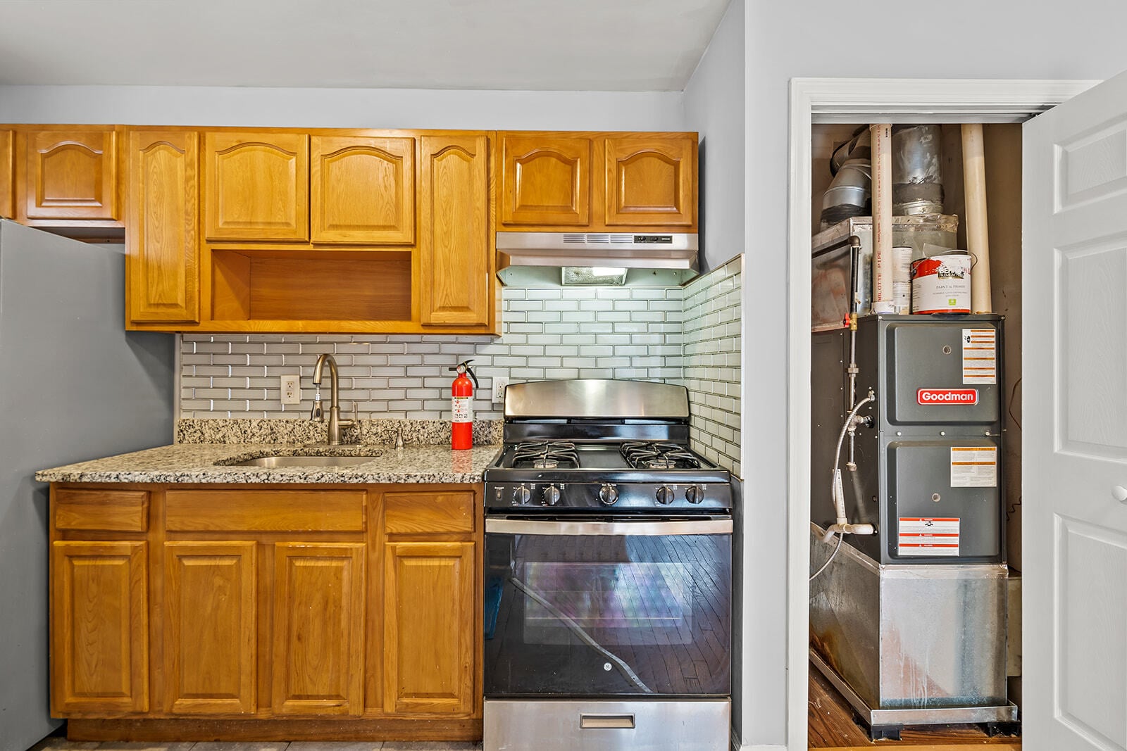 Building Photo - 137 Godwin Ave