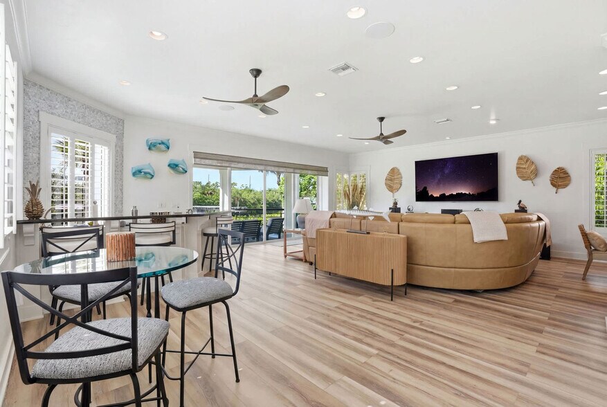 Building Photo - 20672 Charing Cross Cir