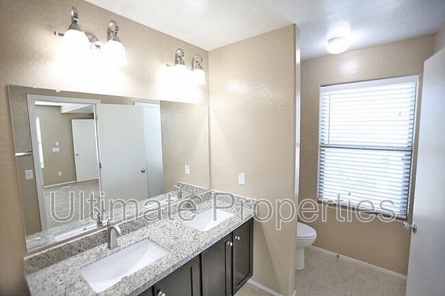 Building Photo - 17010 N 184th Ln