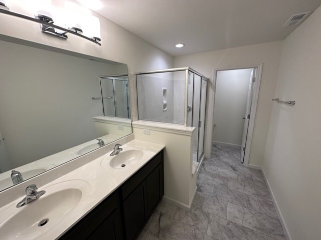 Building Photo - Modern 3-Bed Townhome at Walden Ridge – Do...