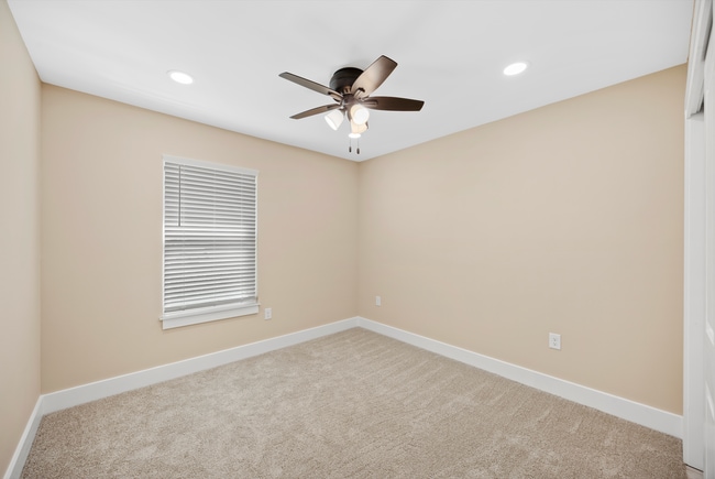 Building Photo - 1351 Sanibel Ln
