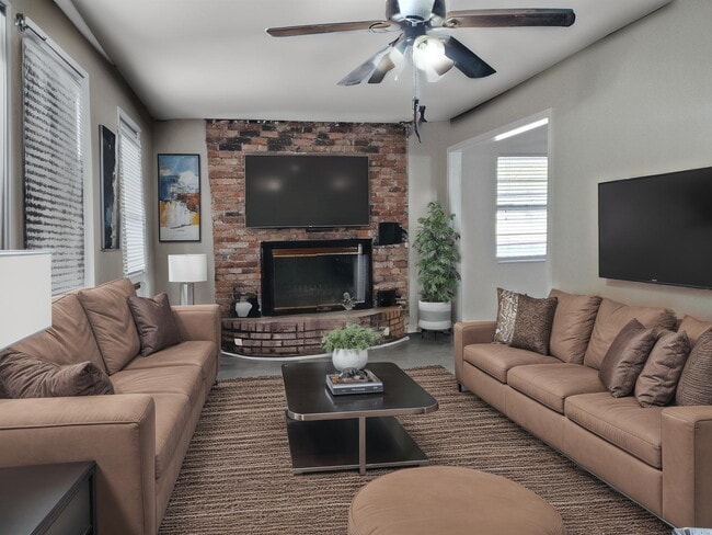 Building Photo - Charming 3-Bedroom Home in Hueytown with Spacious Layout & 2 Full Baths!