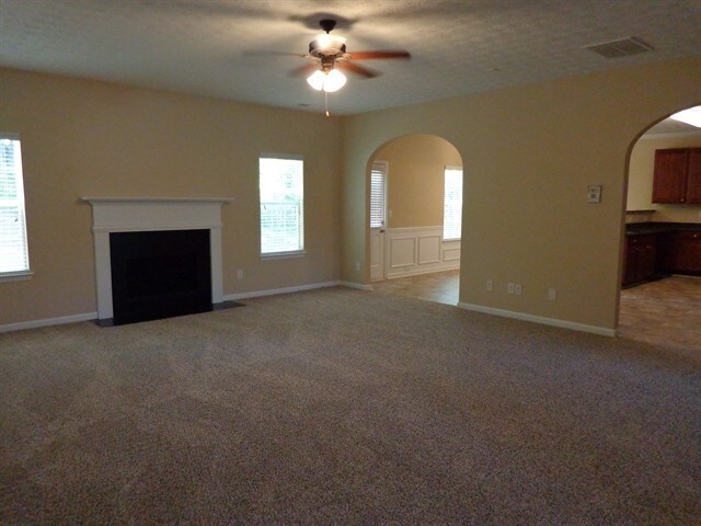 Building Photo - 3661 Morinda Dr