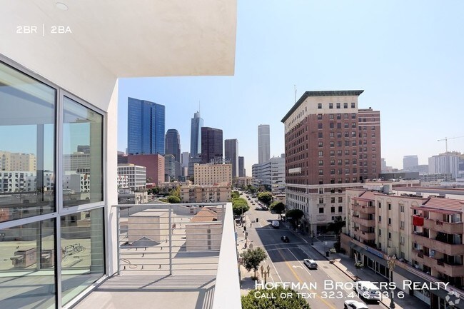 Building Photo - 1331 W 7th St, Los Angeles, CA 90017