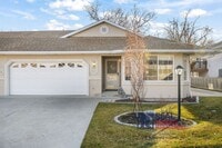 Building Photo - 4 bedroom 3 bathroom - 2 car garage -This is a must see home!