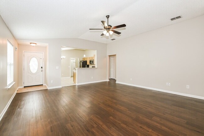 Building Photo - 1937 Longneedle Lane