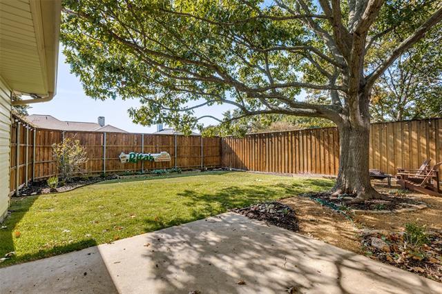 Building Photo - 1520 Evergreen Dr