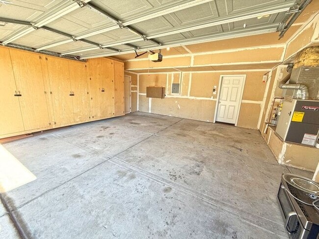Building Photo - Beautiful Evergreen Home with Pool on Corner Lot -- Walk to Park and Chaboya Middle!