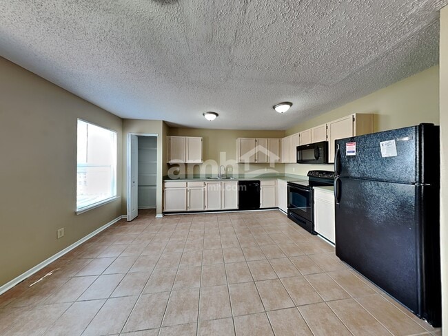 Building Photo - 14766 White Tail Run