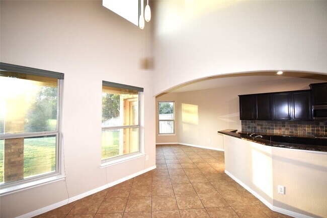 Building Photo - 51 S Greenprint Cir