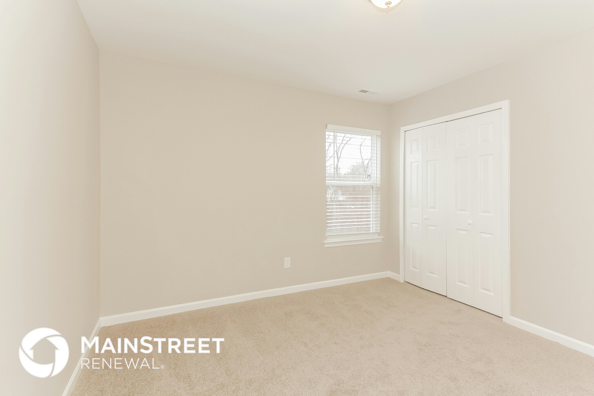 Building Photo - 6817 Goldenwillow Dr