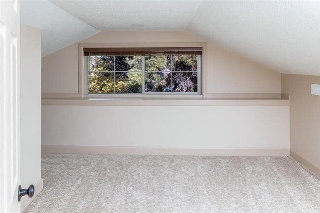Building Photo - 210 S 100 E