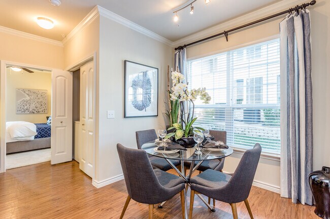 Building Photo - Where Comfort Meets Style…