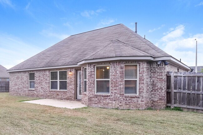 Building Photo - 8129 Jordan View Dr