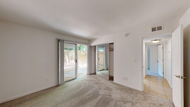 Building Photo - 18167 Happy Ln