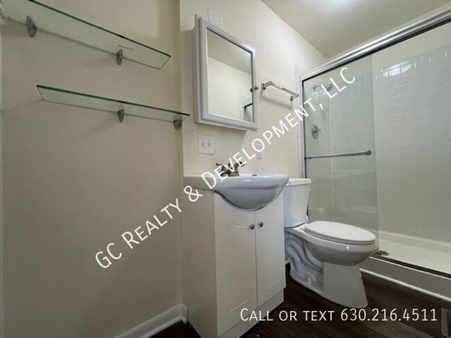 Building Photo - 1085 Basswood St